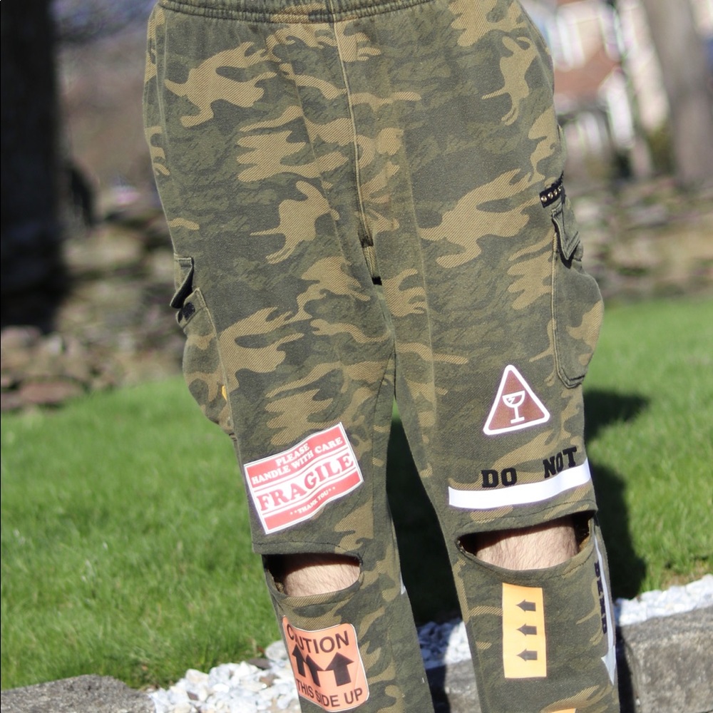 Camo Patchwork Pants - Picture 3 of 5